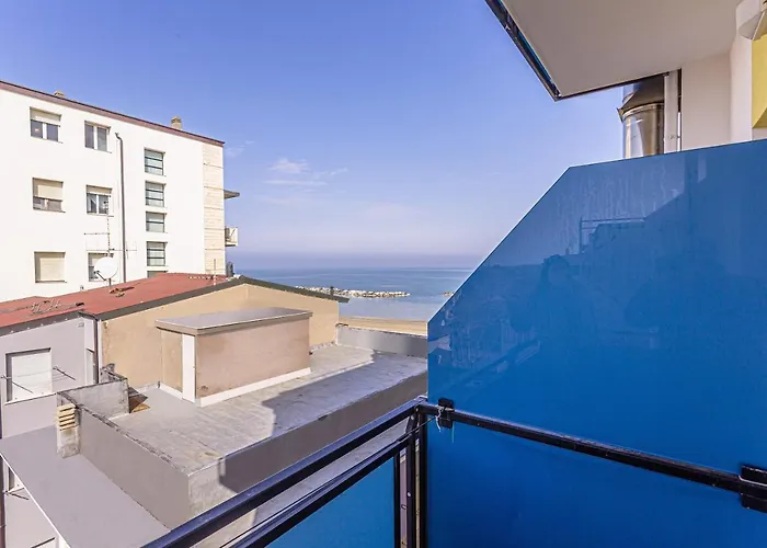 Continental Hotel 3*